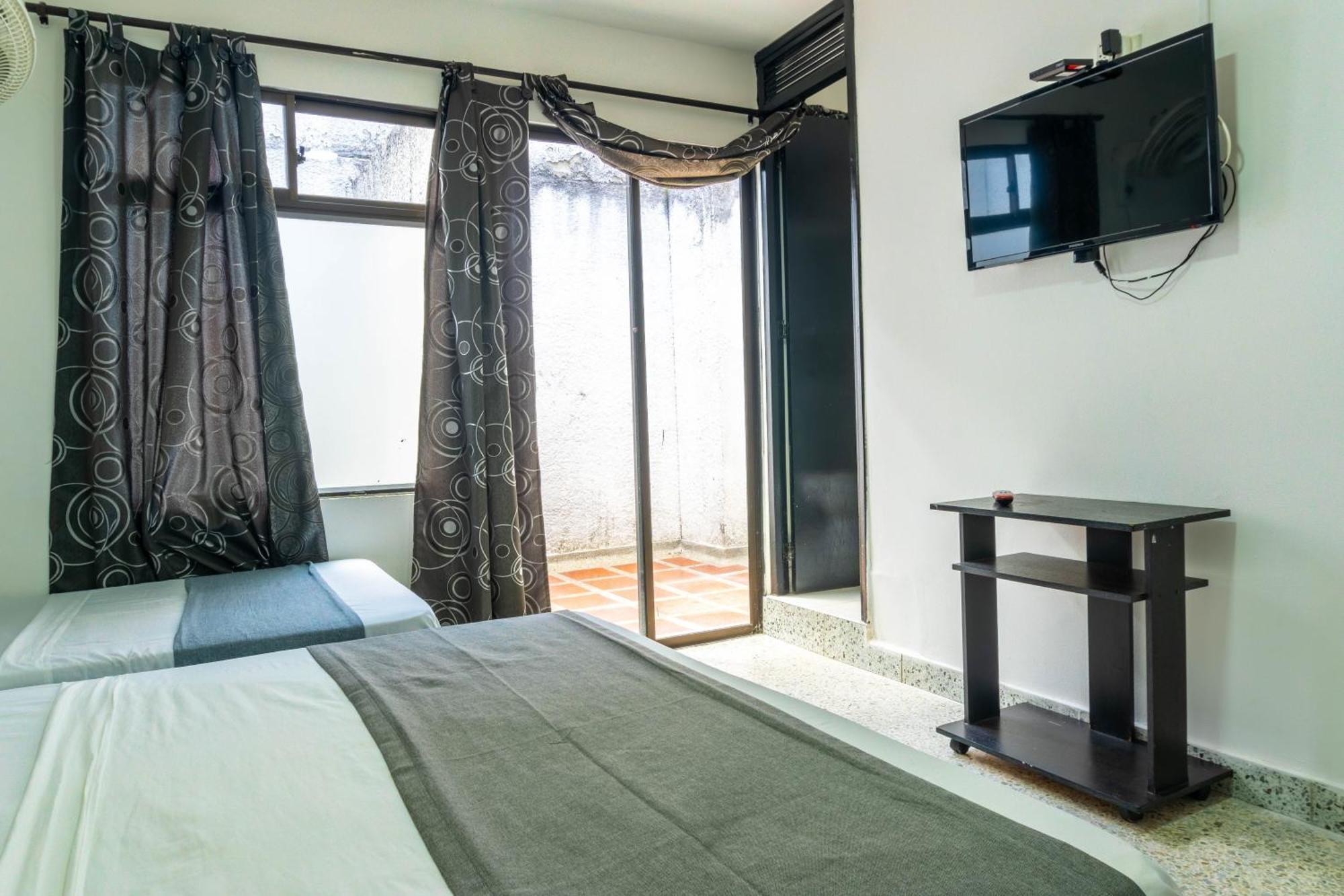 Hotel Jc 43 ميديلين المظهر الخارجي الصورة