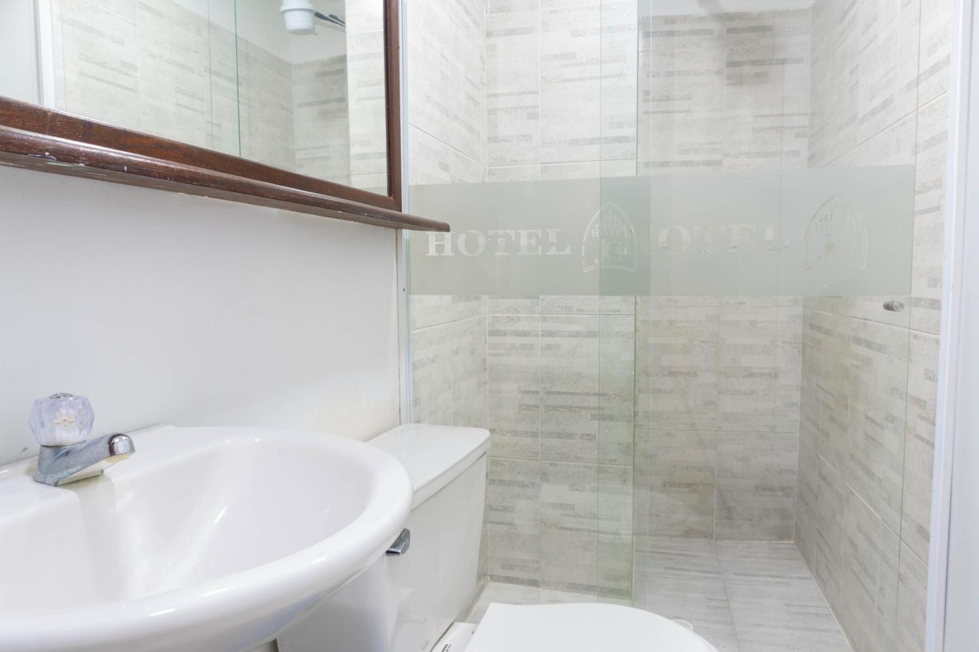 Hotel Jc 43 ميديلين المظهر الخارجي الصورة