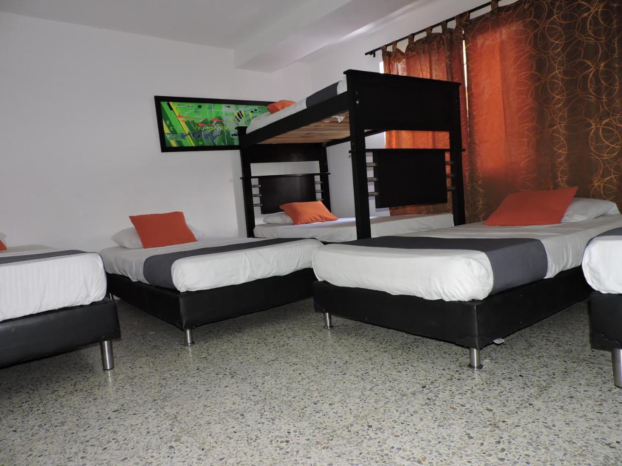Hotel Jc 43 ميديلين المظهر الخارجي الصورة