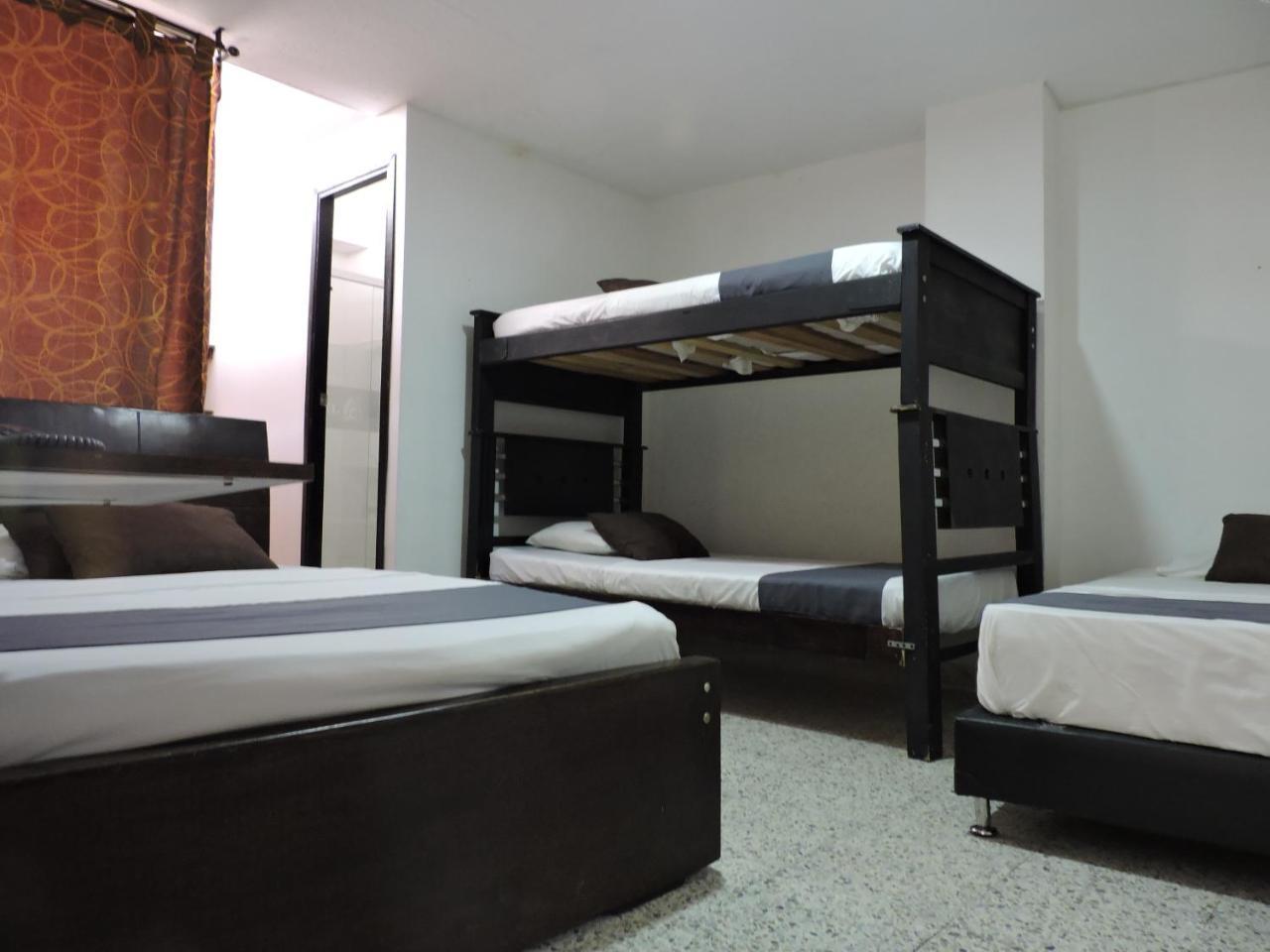 Hotel Jc 43 ميديلين المظهر الخارجي الصورة
