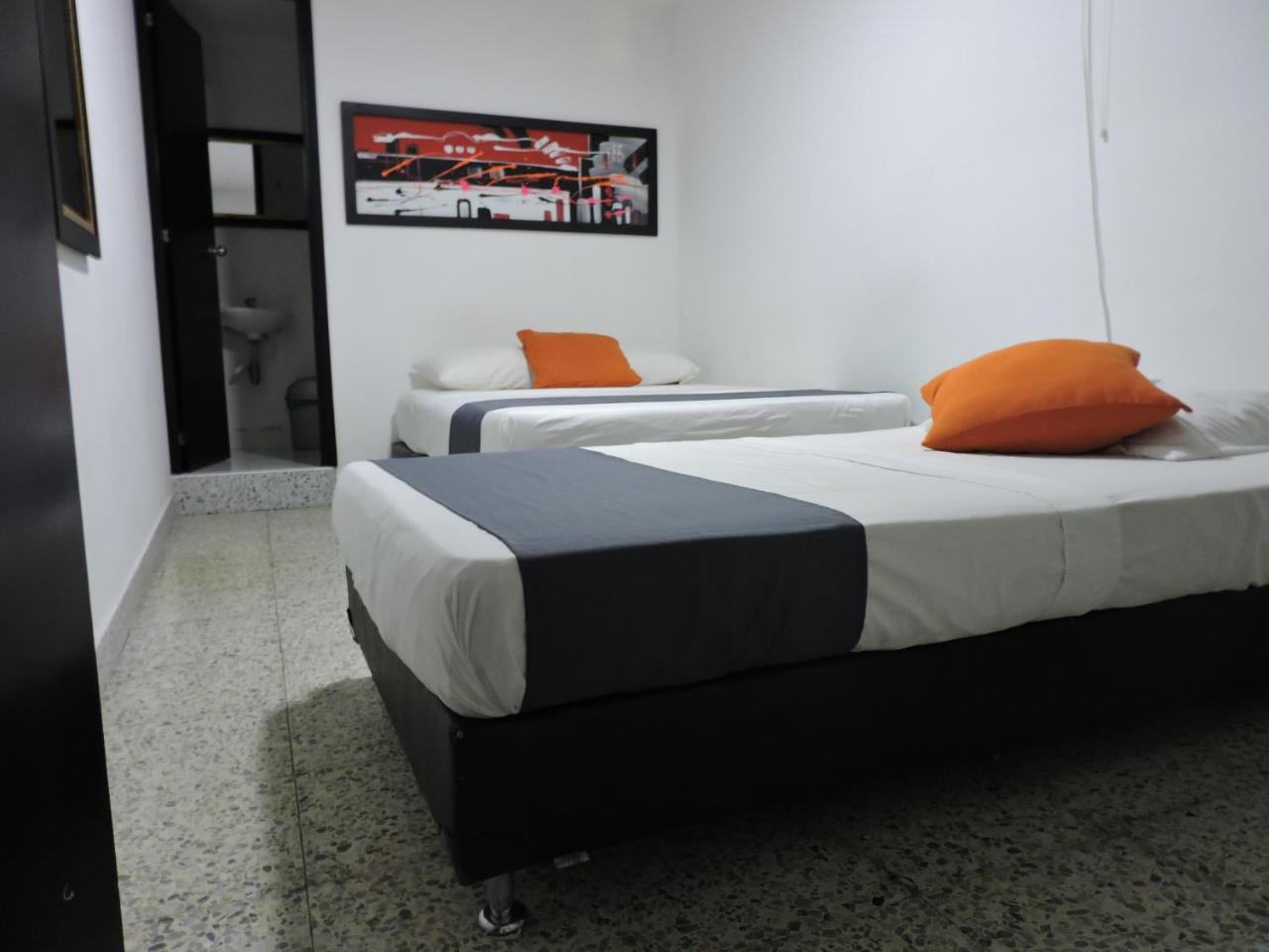 Hotel Jc 43 ميديلين المظهر الخارجي الصورة