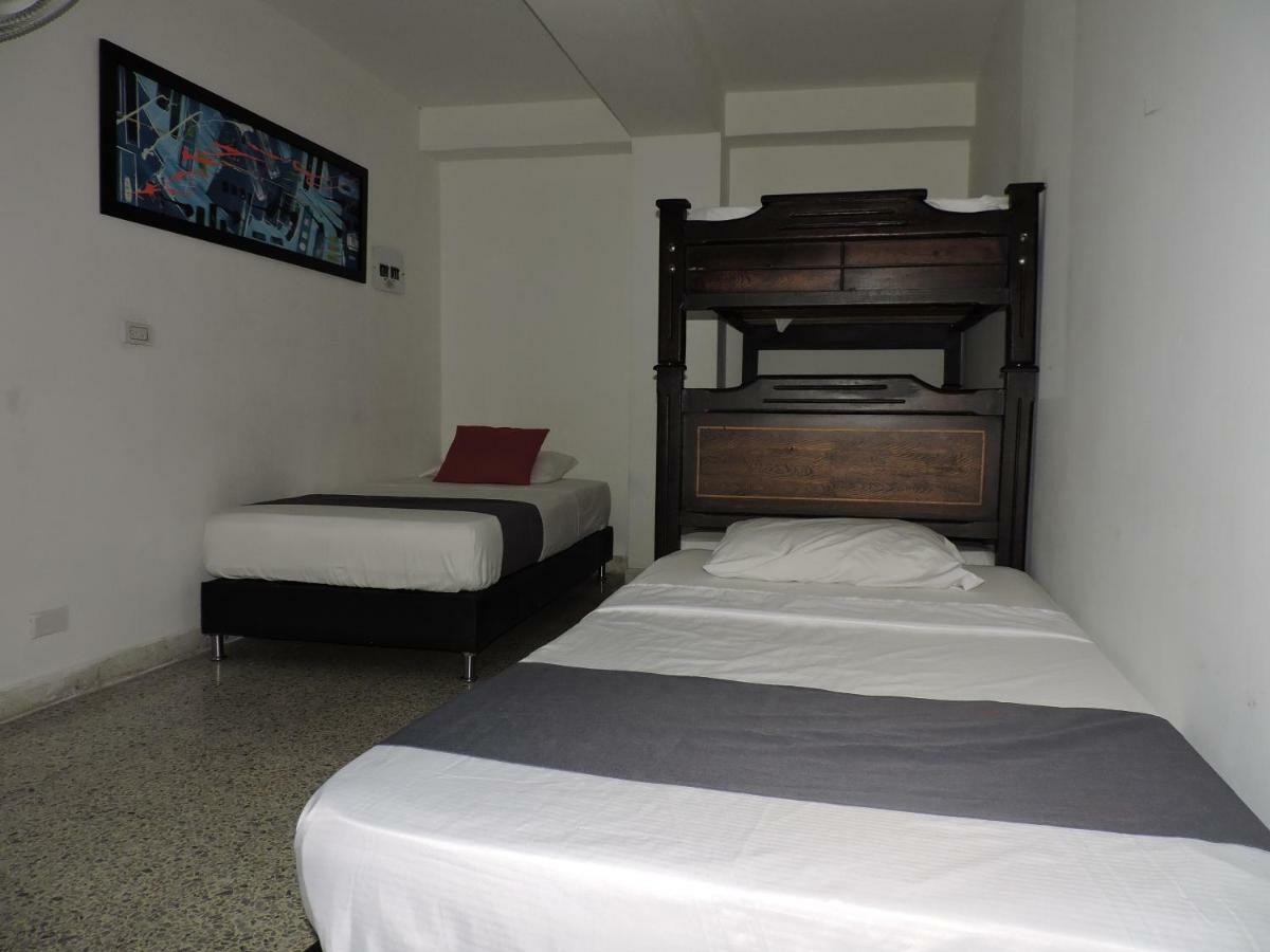 Hotel Jc 43 ميديلين المظهر الخارجي الصورة
