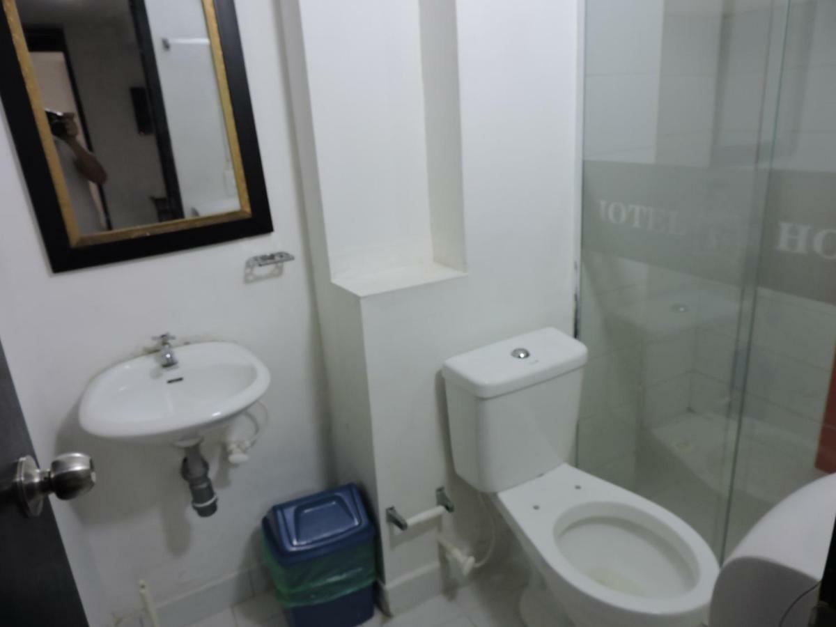 Hotel Jc 43 ميديلين المظهر الخارجي الصورة
