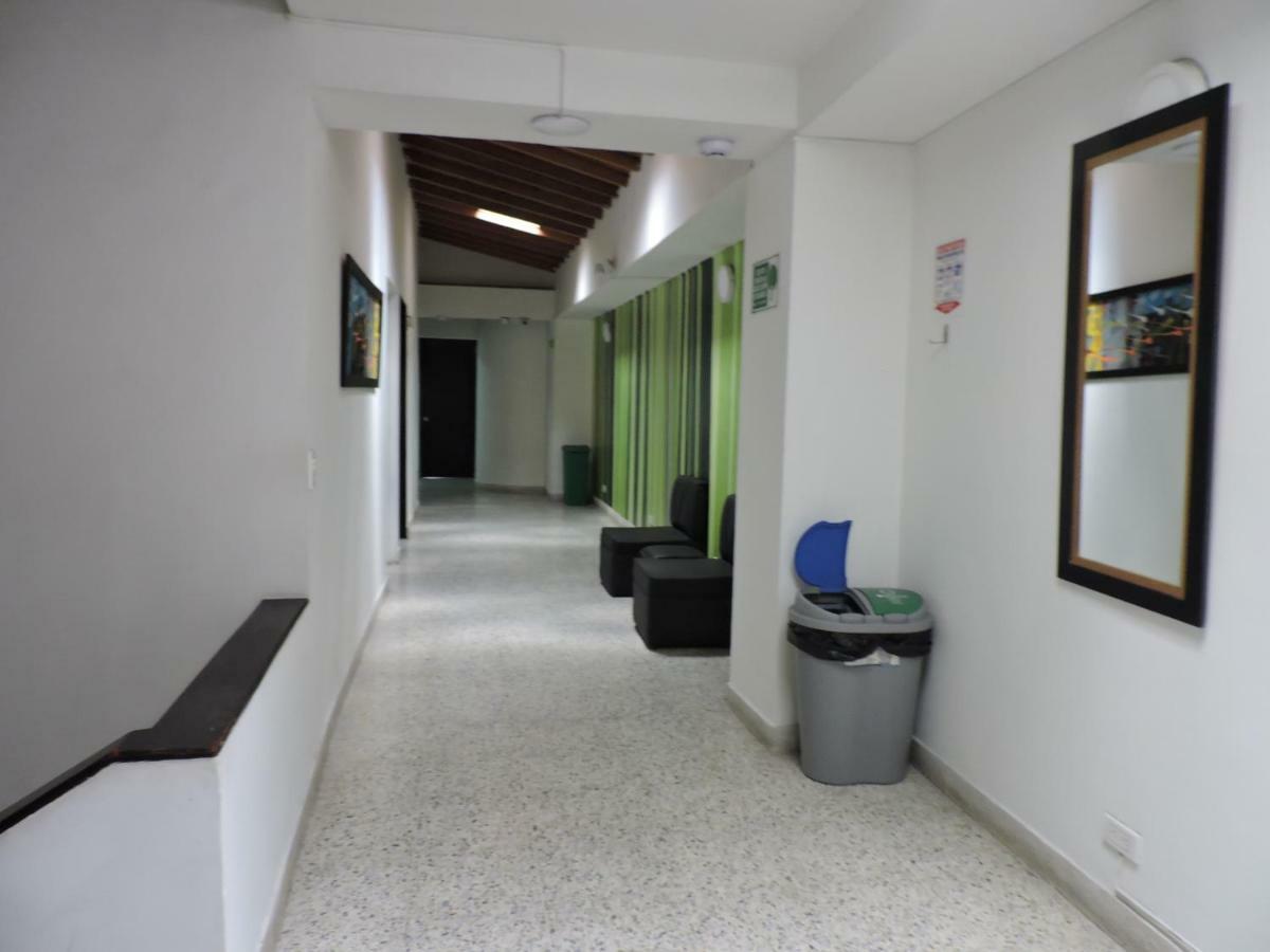 Hotel Jc 43 ميديلين المظهر الخارجي الصورة